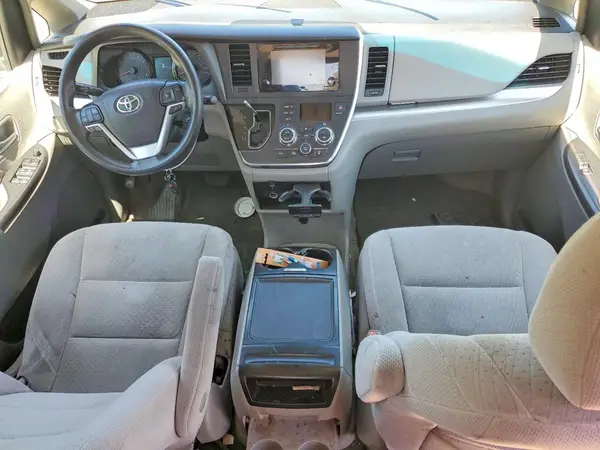 5TDKK3DC1GS759160 2016 TOYOTA SIENNA - Image 8