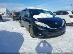 5TDKK3DC1GS763497 2016 TOYOTA SIENNA