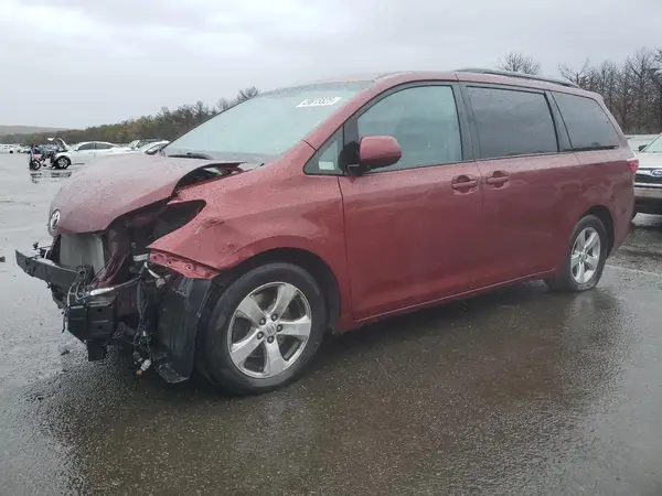 5TDKK3DC2GS693055 2016 TOYOTA SIENNA - Image 1