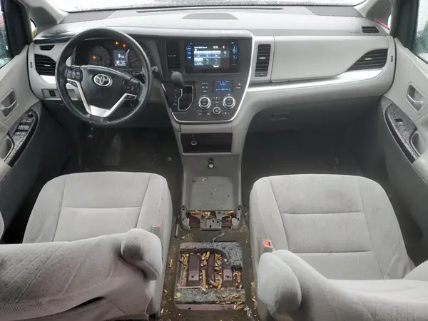 5TDKK3DC2GS693055 2016 TOYOTA SIENNA - Image 8