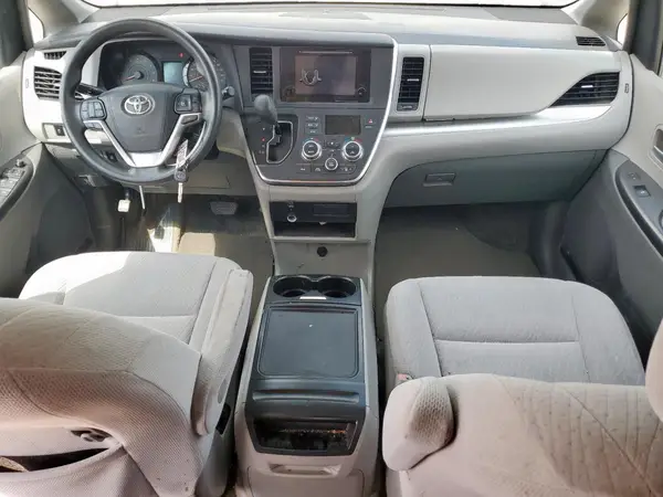 5TDKK3DC2GS697073 2016 TOYOTA SIENNA - Image 8