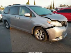5TDKK3DC2GS706077 2016 TOYOTA SIENNA