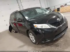 5TDKK3DC2GS707102 2016 TOYOTA SIENNA
