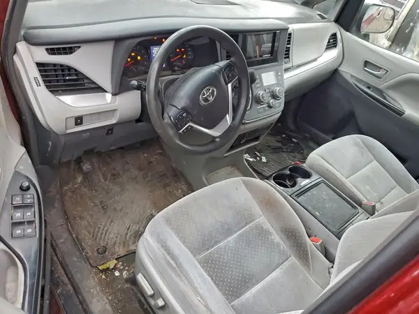 5TDKK3DC2GS717824 2016 TOYOTA SIENNA - Image 8