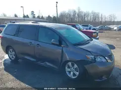 5TDKK3DC2GS726247 2016 TOYOTA SIENNA