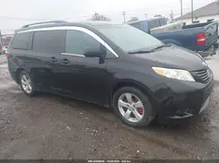 5TDKK3DC2GS728371 2016 TOYOTA SIENNA