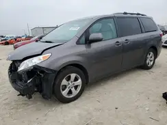 5TDKK3DC2GS736583 2016 TOYOTA SIENNA