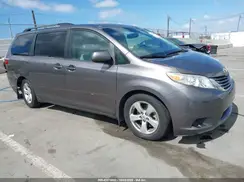 5TDKK3DC2GS753125 2016 TOYOTA SIENNA