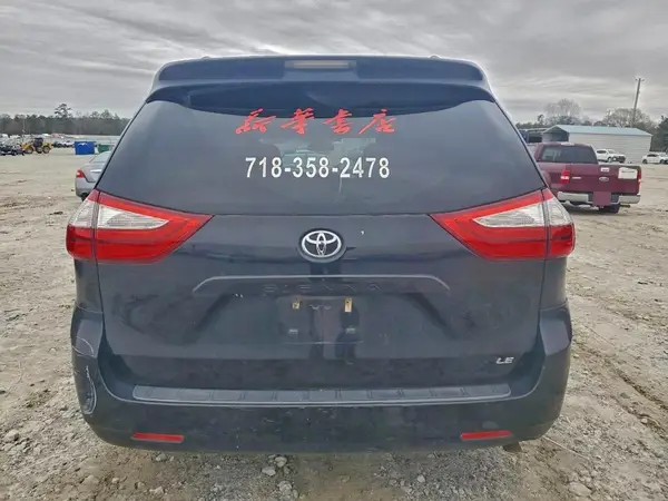 5TDKK3DC2GS756400 2016 TOYOTA SIENNA - Image 8