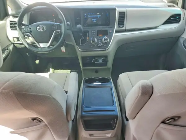 5TDKK3DC3GS692481 2016 TOYOTA SIENNA - Image 8