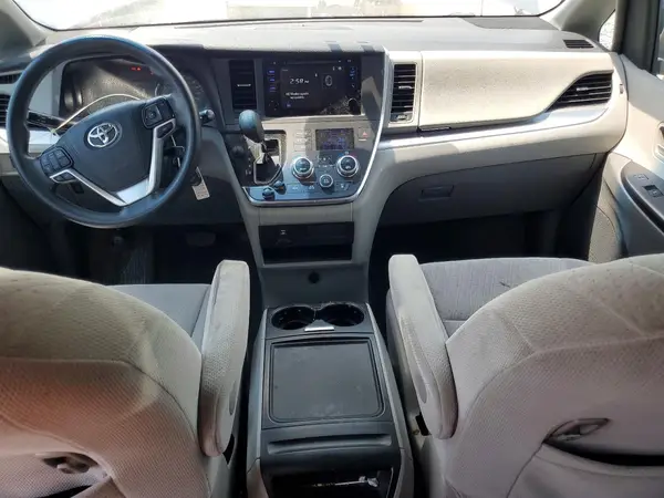 5TDKK3DC3GS701373 2016 TOYOTA SIENNA - Image 8