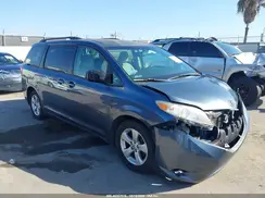 5TDKK3DC3GS755689 2016 TOYOTA SIENNA
