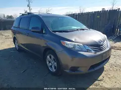 5TDKK3DC3GS765784 2016 TOYOTA SIENNA