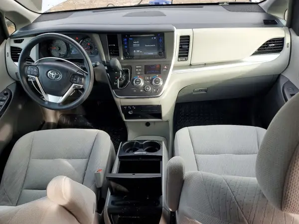 5TDKK3DC4GS697429 2016 TOYOTA SIENNA - Image 8