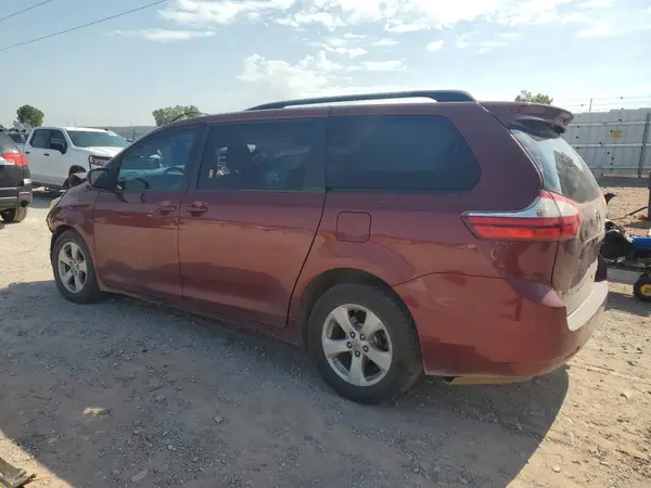5TDKK3DC4GS706050 2016 TOYOTA SIENNA - Image 2
