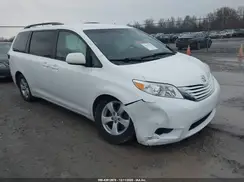 5TDKK3DC4GS715895 2016 TOYOTA SIENNA