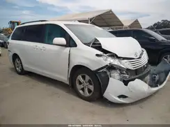 5TDKK3DC4GS719008 2016 TOYOTA SIENNA