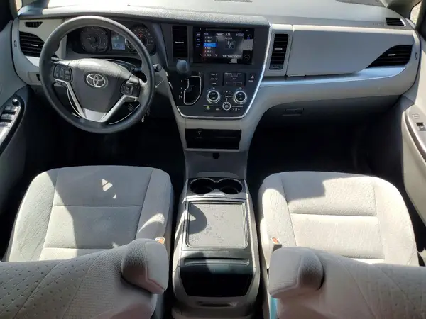 5TDKK3DC4GS756480 2016 TOYOTA SIENNA - Image 8