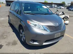 5TDKK3DC4GS764711 2016 TOYOTA SIENNA
