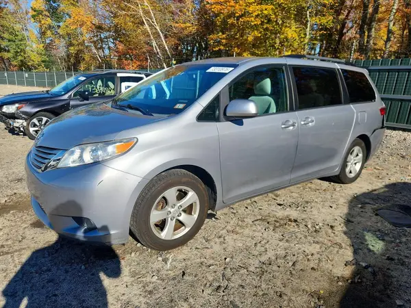 5TDKK3DC5GS698508 2016 TOYOTA SIENNA - Image 1