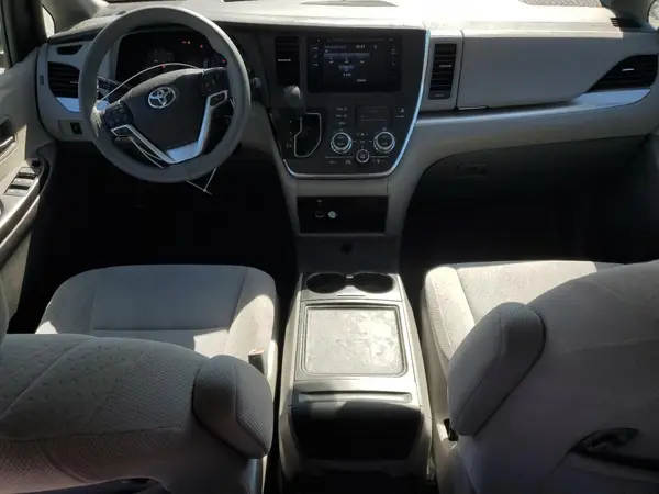 5TDKK3DC5GS712181 2016 TOYOTA SIENNA - Image 8