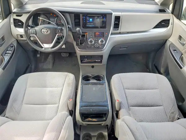 5TDKK3DC5GS724315 2016 TOYOTA SIENNA - Image 8