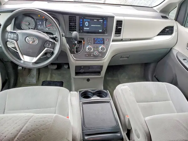5TDKK3DC5GS729868 2016 TOYOTA SIENNA - Image 8