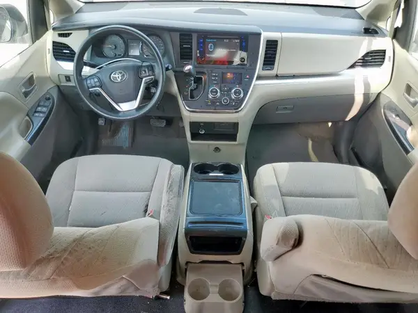 5TDKK3DC5GS730535 2016 TOYOTA SIENNA - Image 8