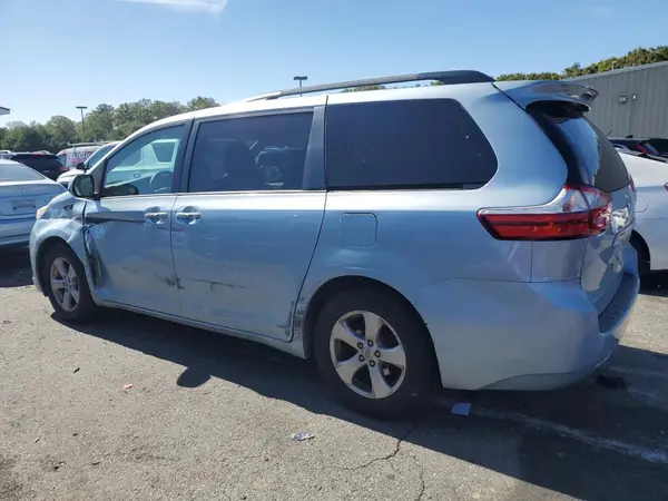 5TDKK3DC5GS745004 2016 TOYOTA SIENNA - Image 2