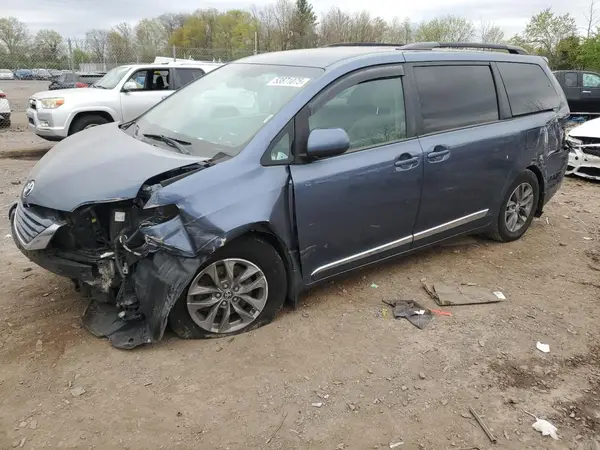 5TDKK3DC5GS747769 2016 TOYOTA SIENNA - Image 1