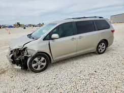 5TDKK3DC5GS752597 2016 TOYOTA SIENNA