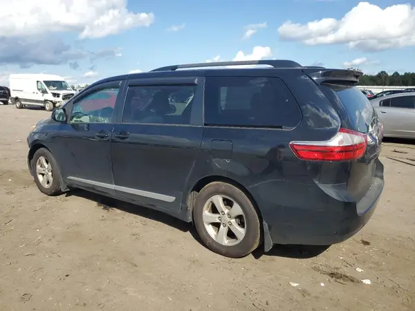 5TDKK3DC5GS755483 2016 TOYOTA SIENNA - Image 2