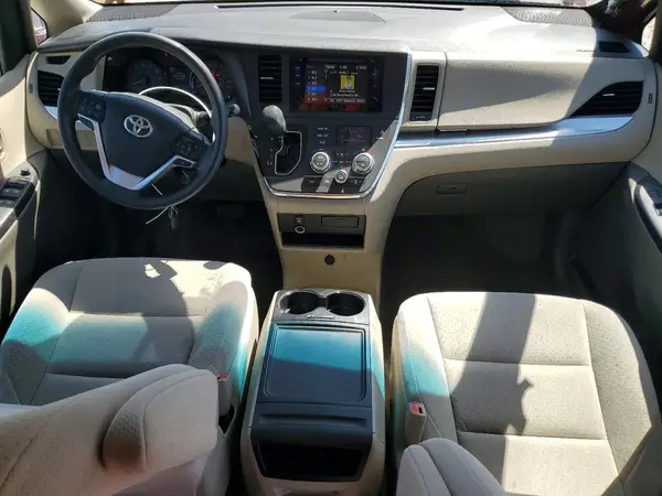 5TDKK3DC5GS756309 2016 TOYOTA SIENNA - Image 8