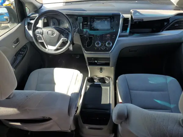 5TDKK3DC6GS694256 2016 TOYOTA SIENNA - Image 8