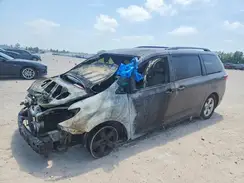 5TDKK3DC6GS697805 2016 TOYOTA SIENNA
