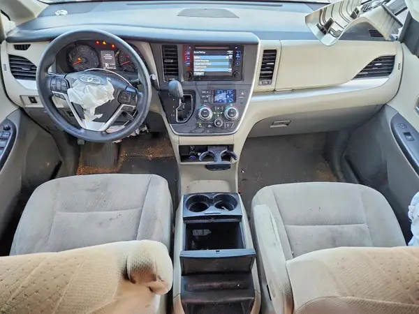 5TDKK3DC6GS698629 2016 TOYOTA SIENNA - Image 8