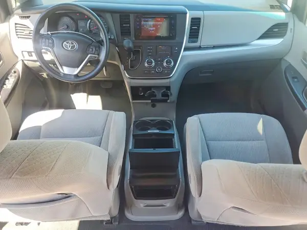 5TDKK3DC6GS699022 2016 TOYOTA SIENNA - Image 8