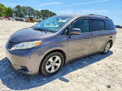5TDKK3DC6GS702792 2016 TOYOTA SIENNA