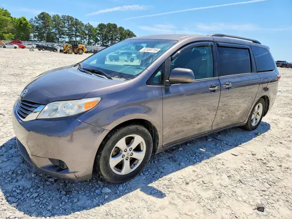 5TDKK3DC6GS702792 2016 TOYOTA SIENNA - Image 1