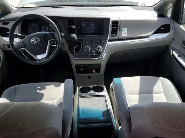 5TDKK3DC6GS707927 2016 TOYOTA SIENNA - Image 8