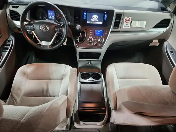 5TDKK3DC6GS707958 2016 TOYOTA SIENNA - Image 8