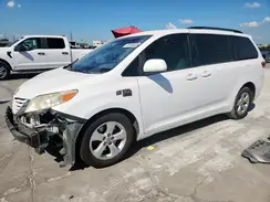 5TDKK3DC6GS711623 2016 TOYOTA SIENNA