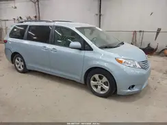 5TDKK3DC6GS713873 2016 TOYOTA SIENNA
