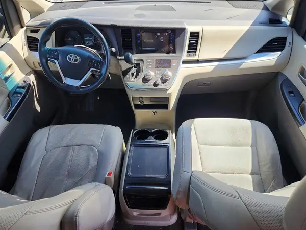 5TDKK3DC6GS715073 2016 TOYOTA SIENNA - Image 8