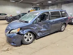 5TDKK3DC6GS724694 2016 TOYOTA SIENNA
