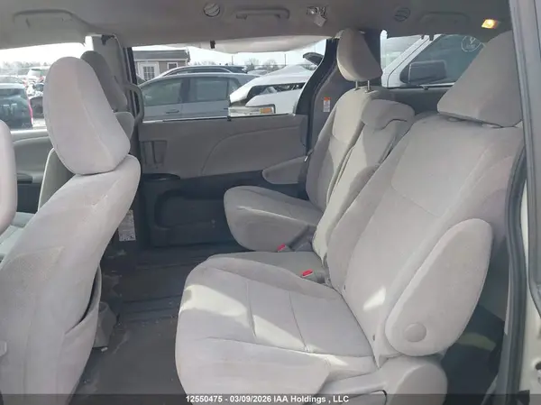 5TDKK3DC6GS726154 2016 TOYOTA SIENNA - Image 8