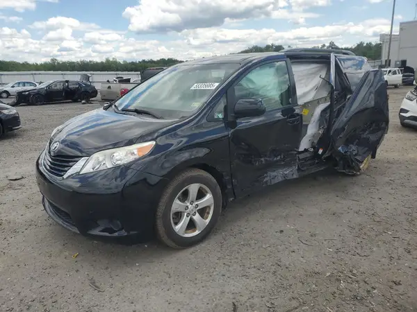 5TDKK3DC6GS751426 2016 TOYOTA SIENNA - Image 1