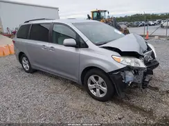 5TDKK3DC7GS694833 2016 TOYOTA SIENNA