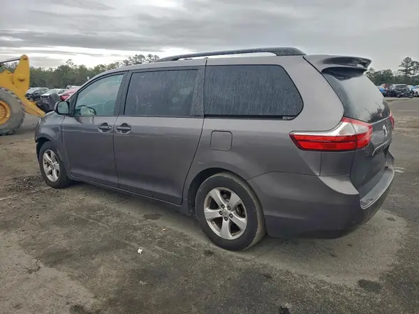 5TDKK3DC7GS699112 2016 TOYOTA SIENNA - Image 2