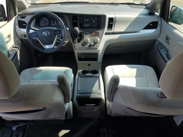5TDKK3DC7GS703031 2016 TOYOTA SIENNA - Image 8